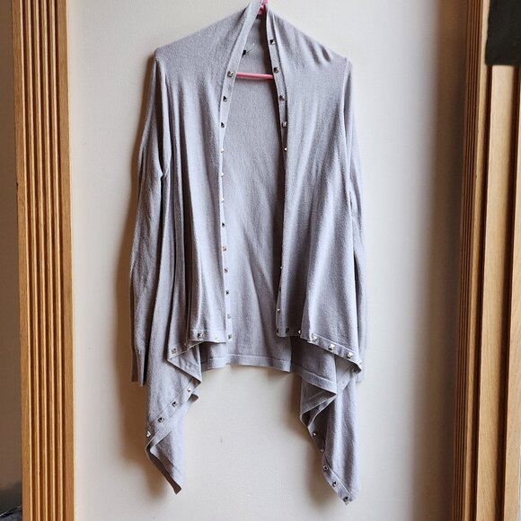 Vila Milano Light Gray Studded Angled Cardigan Size Small - Picture 9 of 16